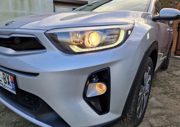 Kia Stonic cena 59899 przebieg: 73565, rok produkcji 2018 z Nowogród małe 46